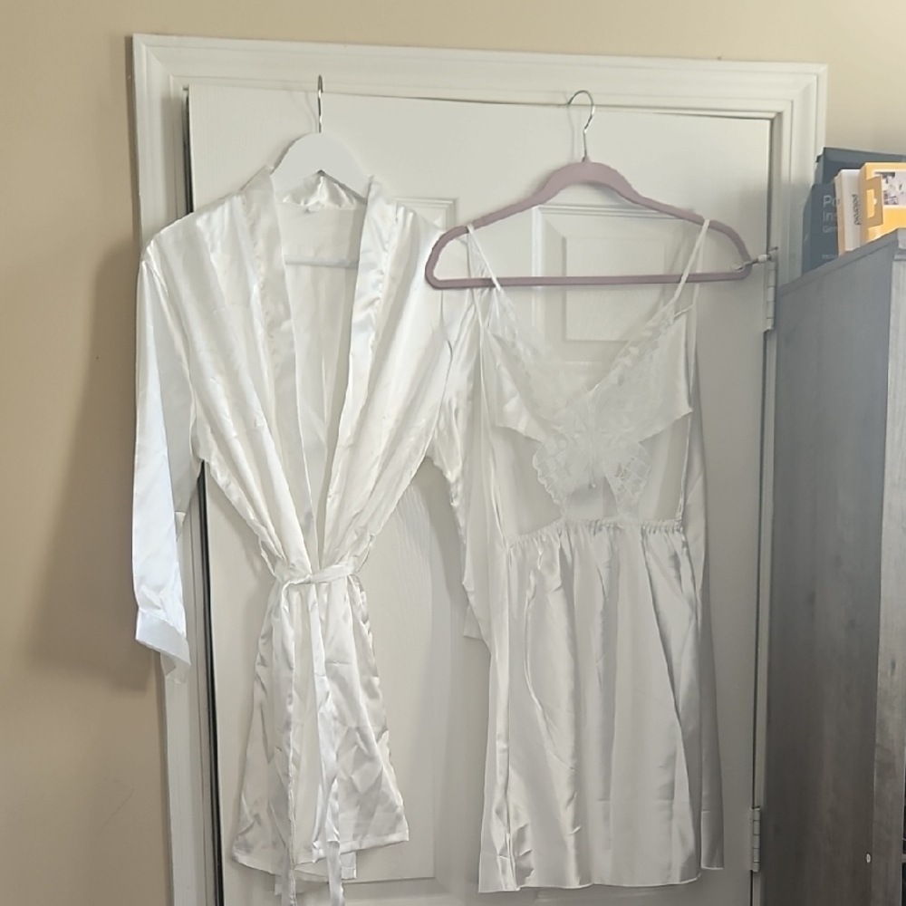 Elegant White Satin Robe and Nightgown Set